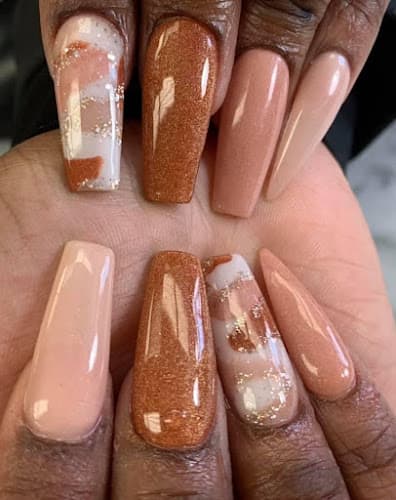 Omg Nails interior view