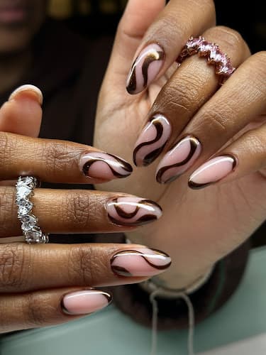 La Bonita Glam Nails interior view