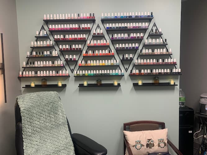 Nail Therapy Salon interior view