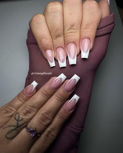 Sonny Kim Nails interior view