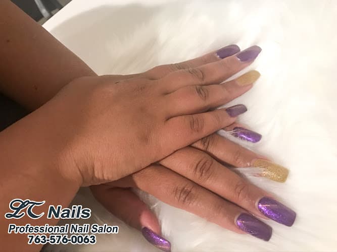 Lt Nails interior view