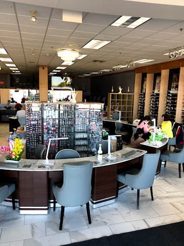 Northwest Nails Rochester interior view