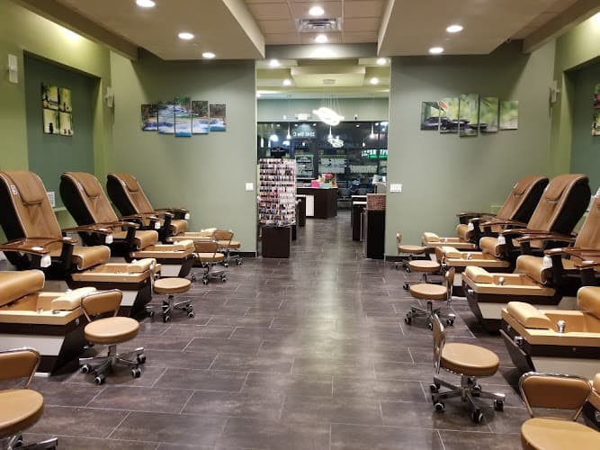 Allure Nails And Spa interior view