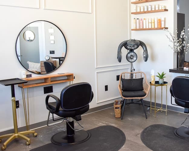 Sola Salon Studios interior view