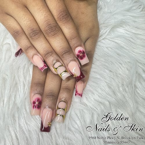 Golden Nails And Skin interior view