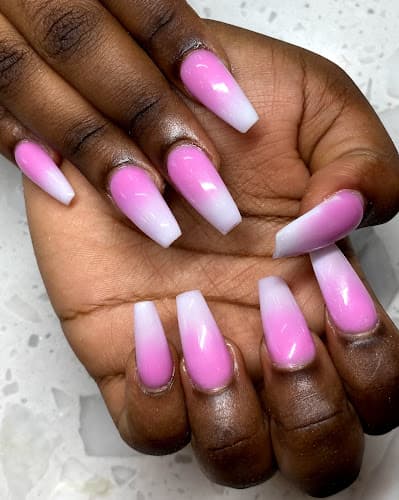 Lavysh Nail Lounge interior view
