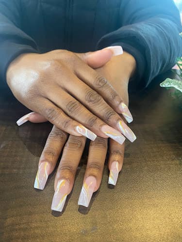 Ultra Nails interior view
