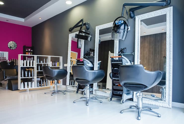 Plaza Salon And Spa interior view