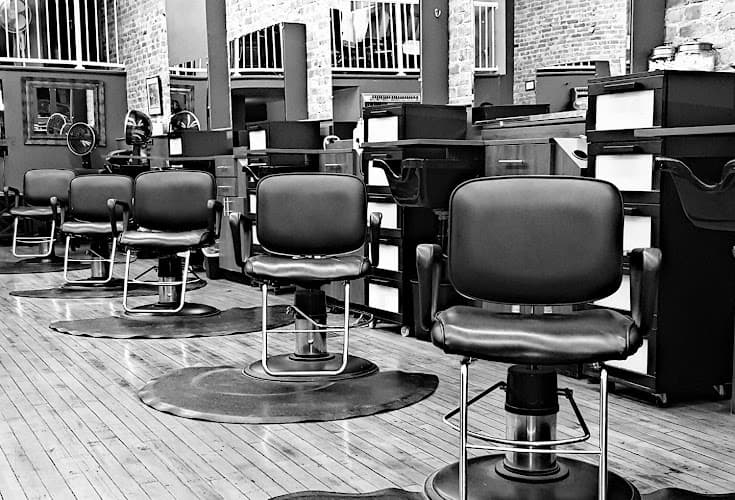 Expressions Salon And Spa interior view