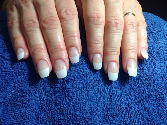 U C Nails interior view
