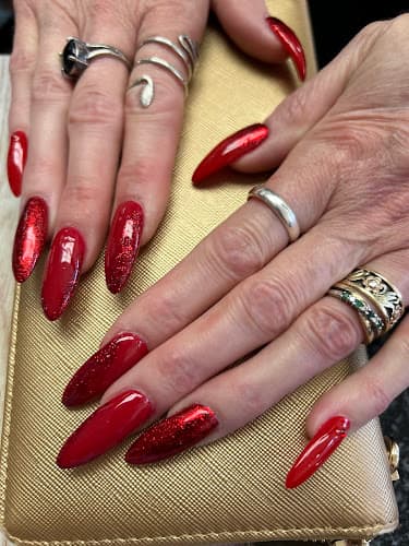 Fancy Nails In North Branch Minnesota interior view
