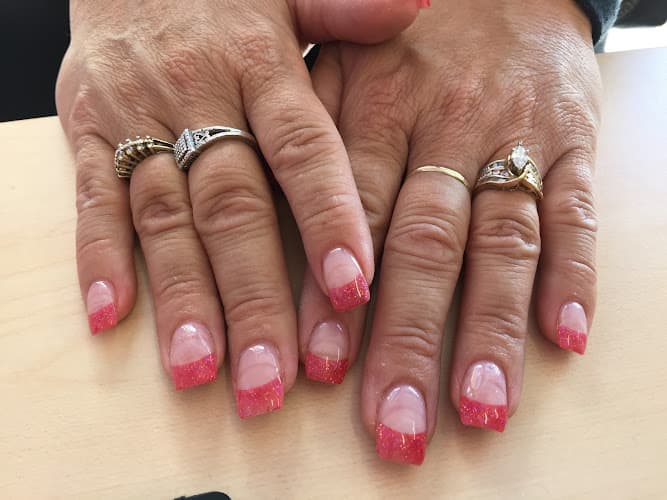 Fusion Nails interior view