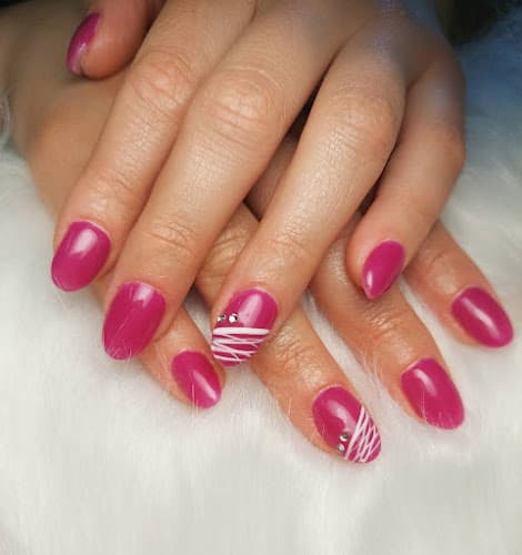Ds Nails And Spa interior view